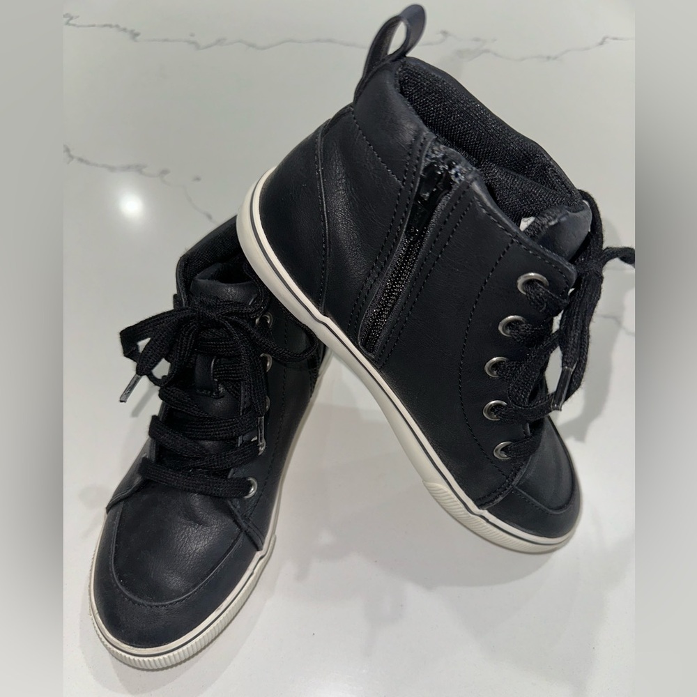 Boys high top sneakers